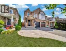 562 ORANGE WALK Crescent, Mississauga, Ontario