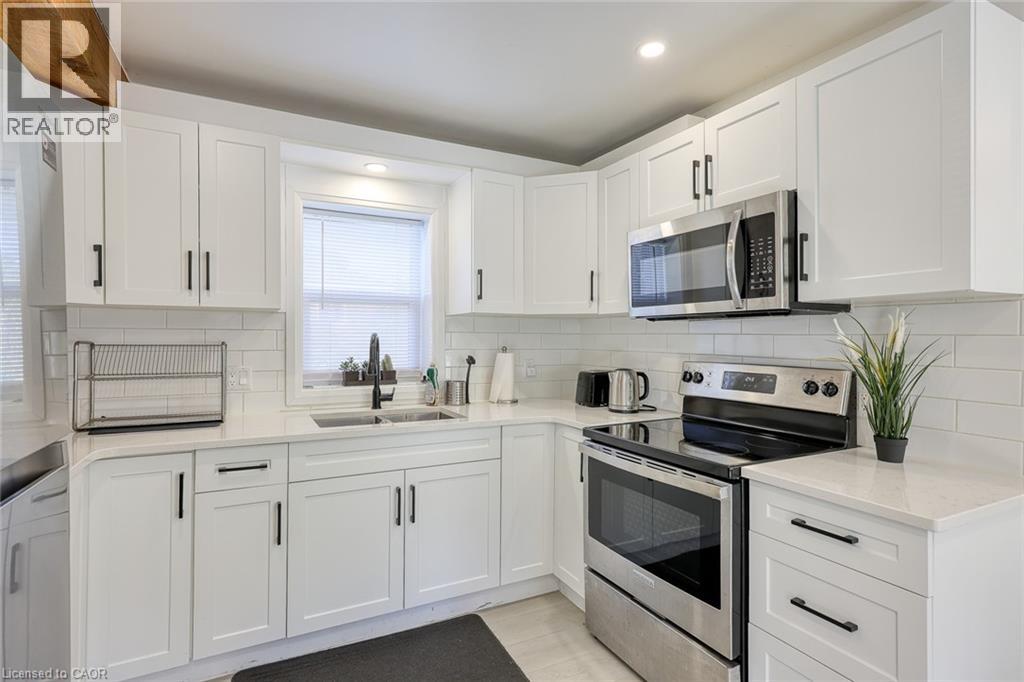 51 Victoria Street, Port Burwell, Ontario  N0J 1T0 - Photo 6 - 40778945