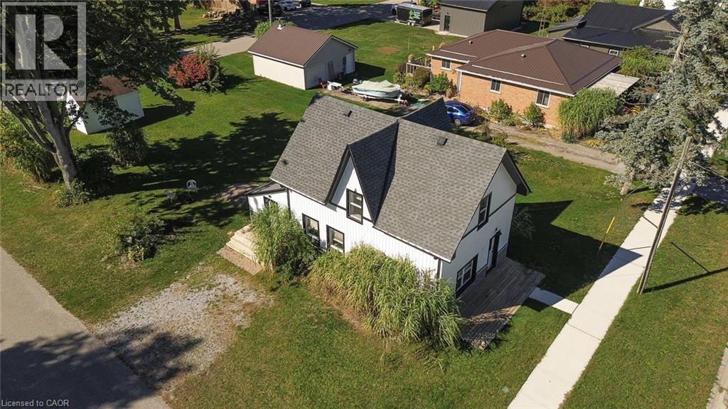 51 Victoria Street, Port Burwell, Ontario  N0J 1T0 - Photo 3 - 40778945