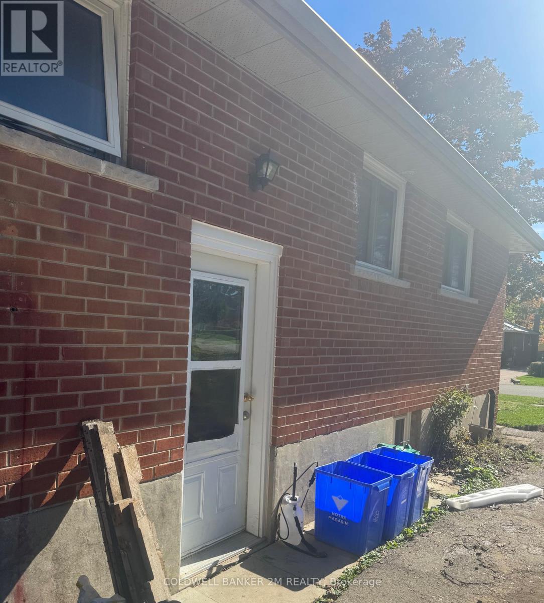 2 Summerfield Court, Clarington, Ontario  L1C 2E7 - Photo 4 - E12461119