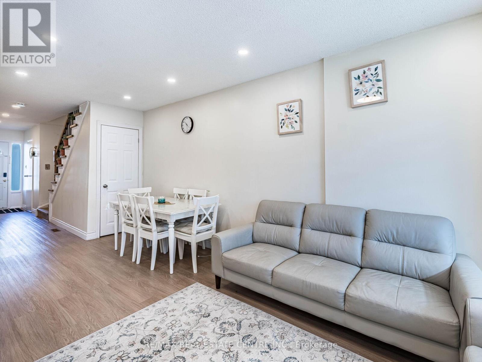 56 - 1975 Rosefield Road, Pickering, Ontario  L1V 3E3 - Photo 7 - E12460979