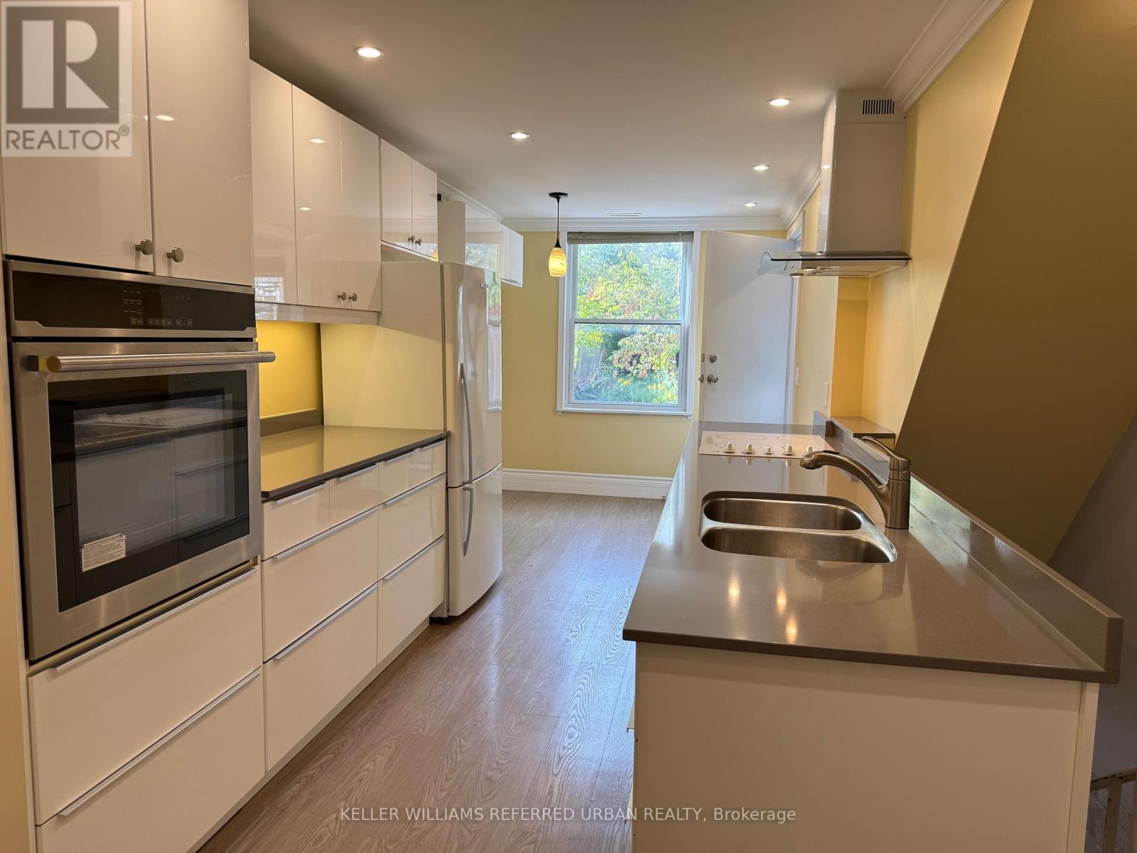 Main - 1055 Craven Road, Toronto, Ontario  M4J 4V7 - Photo 3 - E12460998