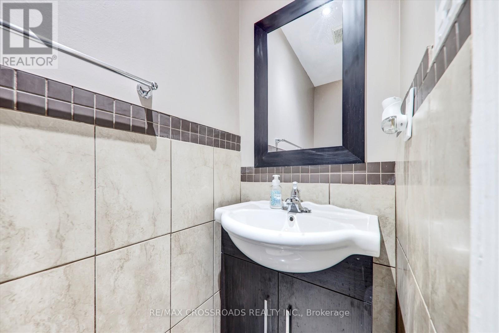 33 Greenhalf Drive, Ajax, Ontario  L1S 7N7 - Photo 16 - E12461011