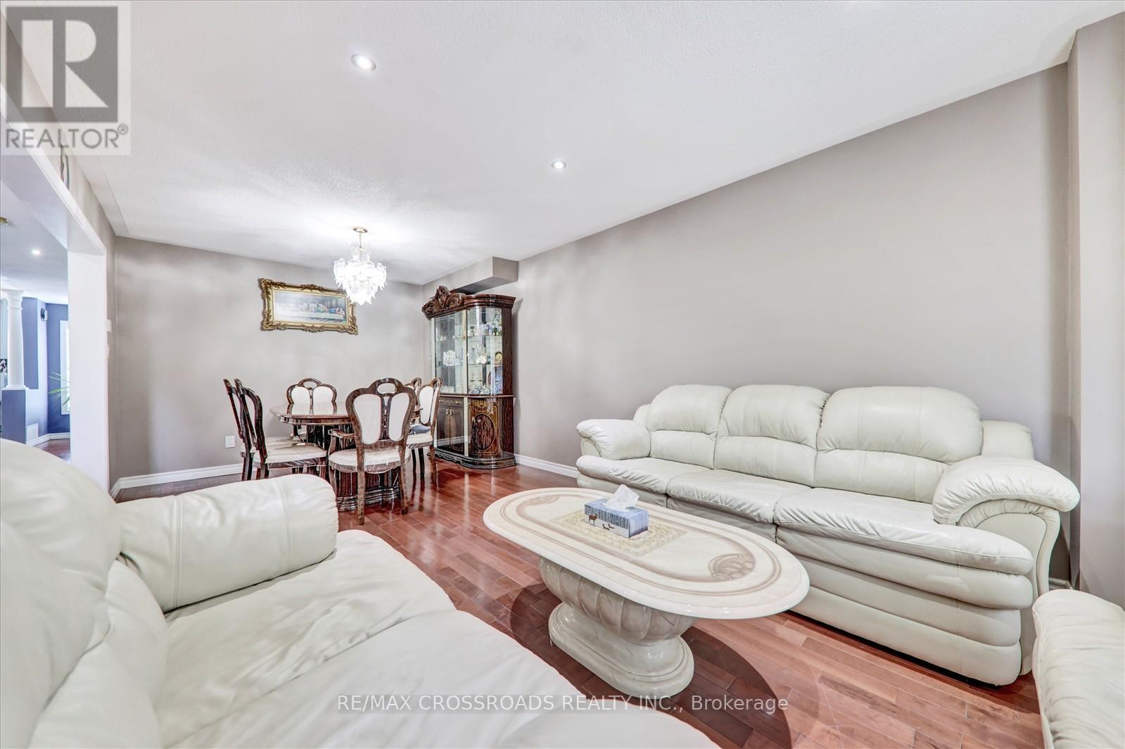 33 Greenhalf Drive, Ajax, Ontario  L1S 7N7 - Photo 8 - E12461011