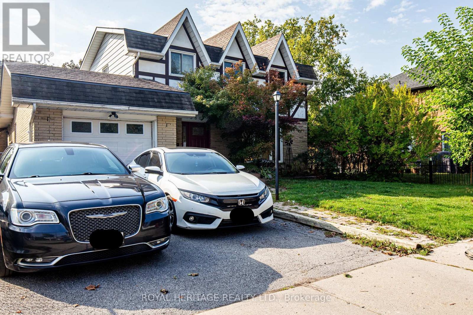 586 Creekview Circle, Pickering, Ontario  L1W 3E4 - Photo 2 - E12461012