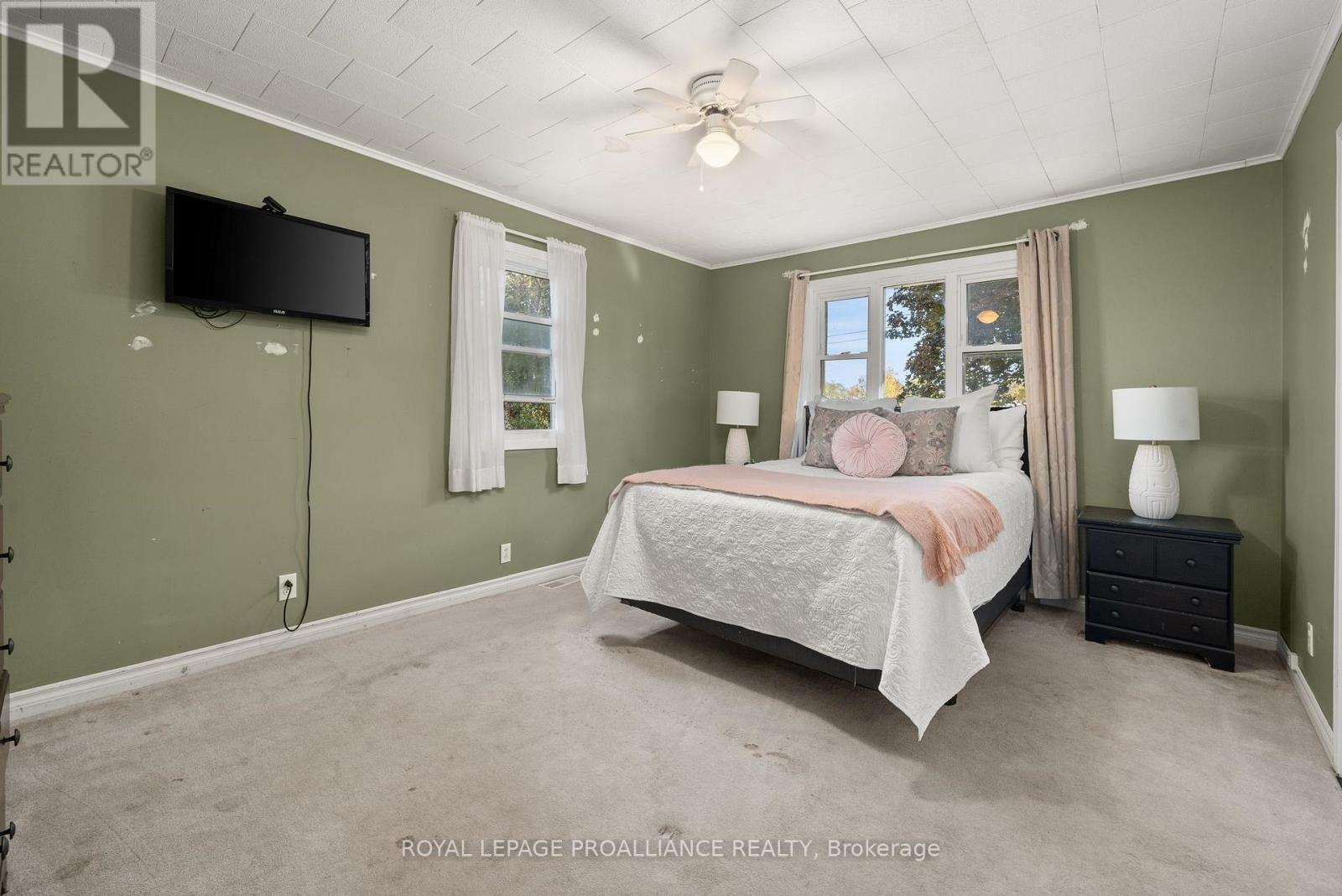 1067 Airport Parkway, Belleville, Ontario  K8N 4Z6 - Photo 15 - X12461146