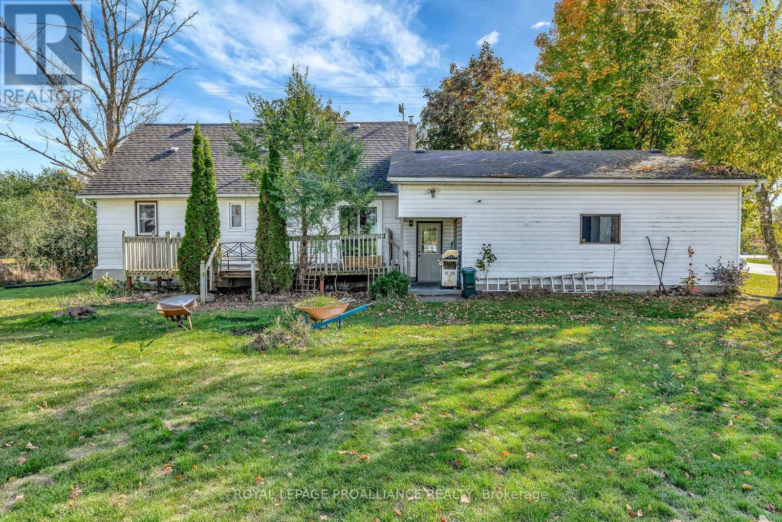 1067 Airport Parkway, Belleville, Ontario  K8N 4Z6 - Photo 29 - X12461146