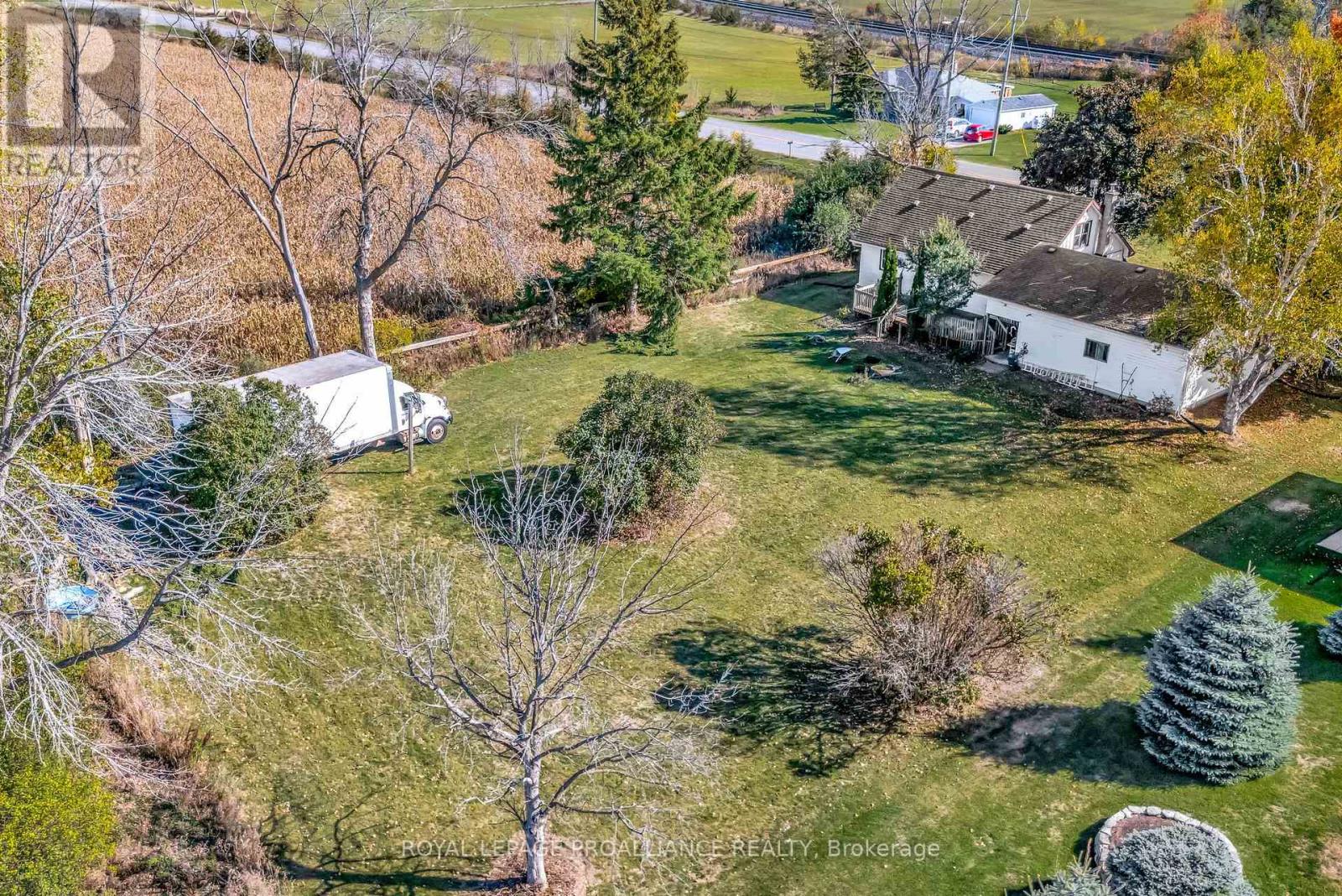 1067 Airport Parkway, Belleville, Ontario  K8N 4Z6 - Photo 34 - X12461146