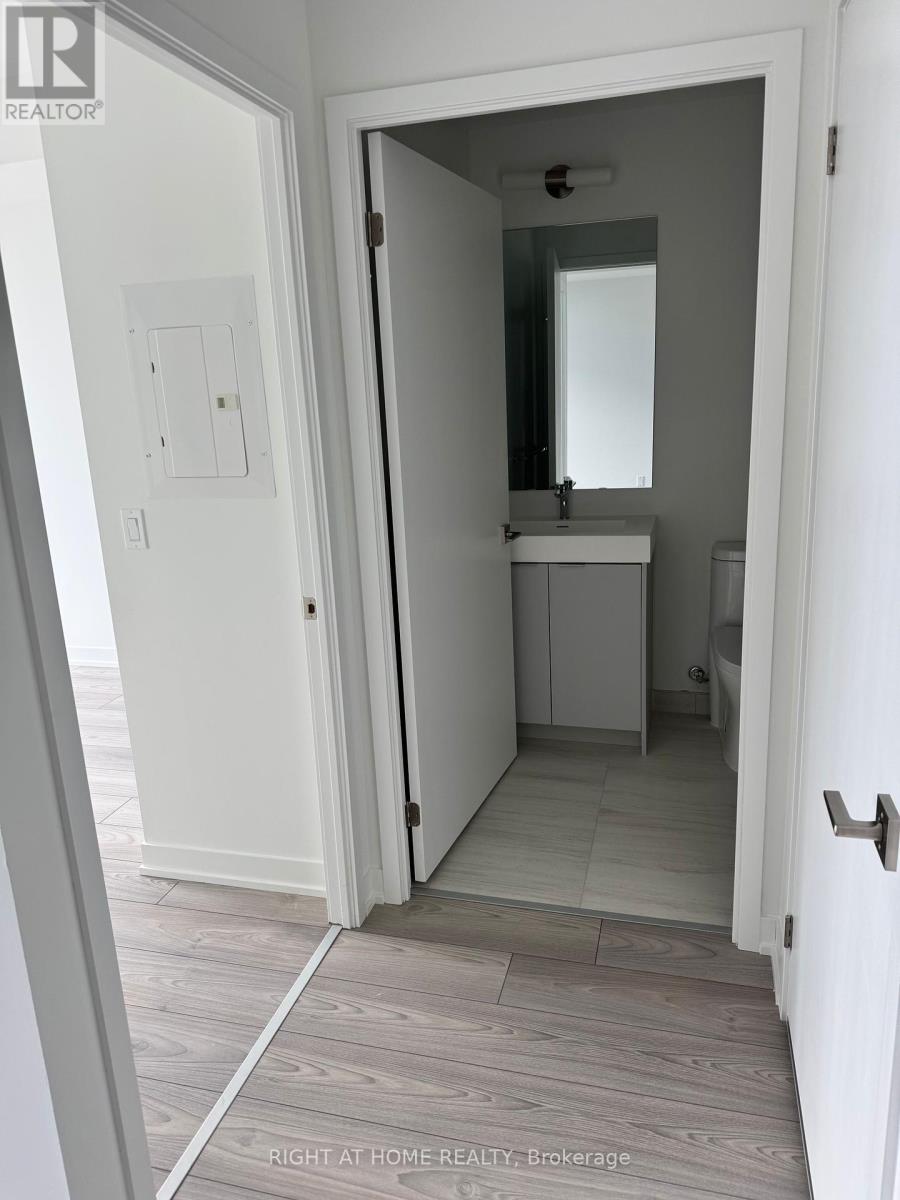 2307 - 474 Caldari Road, Vaughan, Ontario  L4K 0R5 - Photo 7 - N12460987