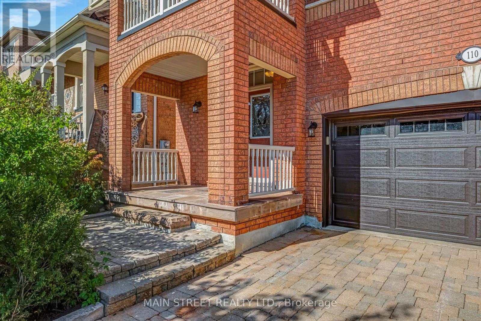 110 Tierra Avenue, Vaughan, Ontario  L6A 2Z4 - Photo 4 - N12461035
