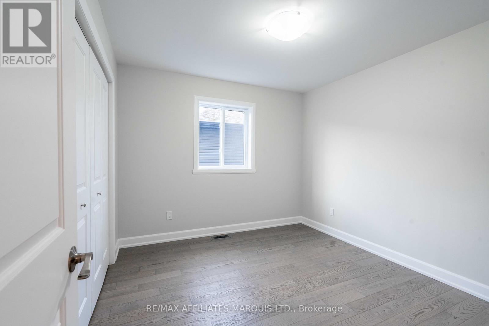 112 Woodland Drive, Cornwall, Ontario  K6H 0H2 - Photo 14 - X12461088