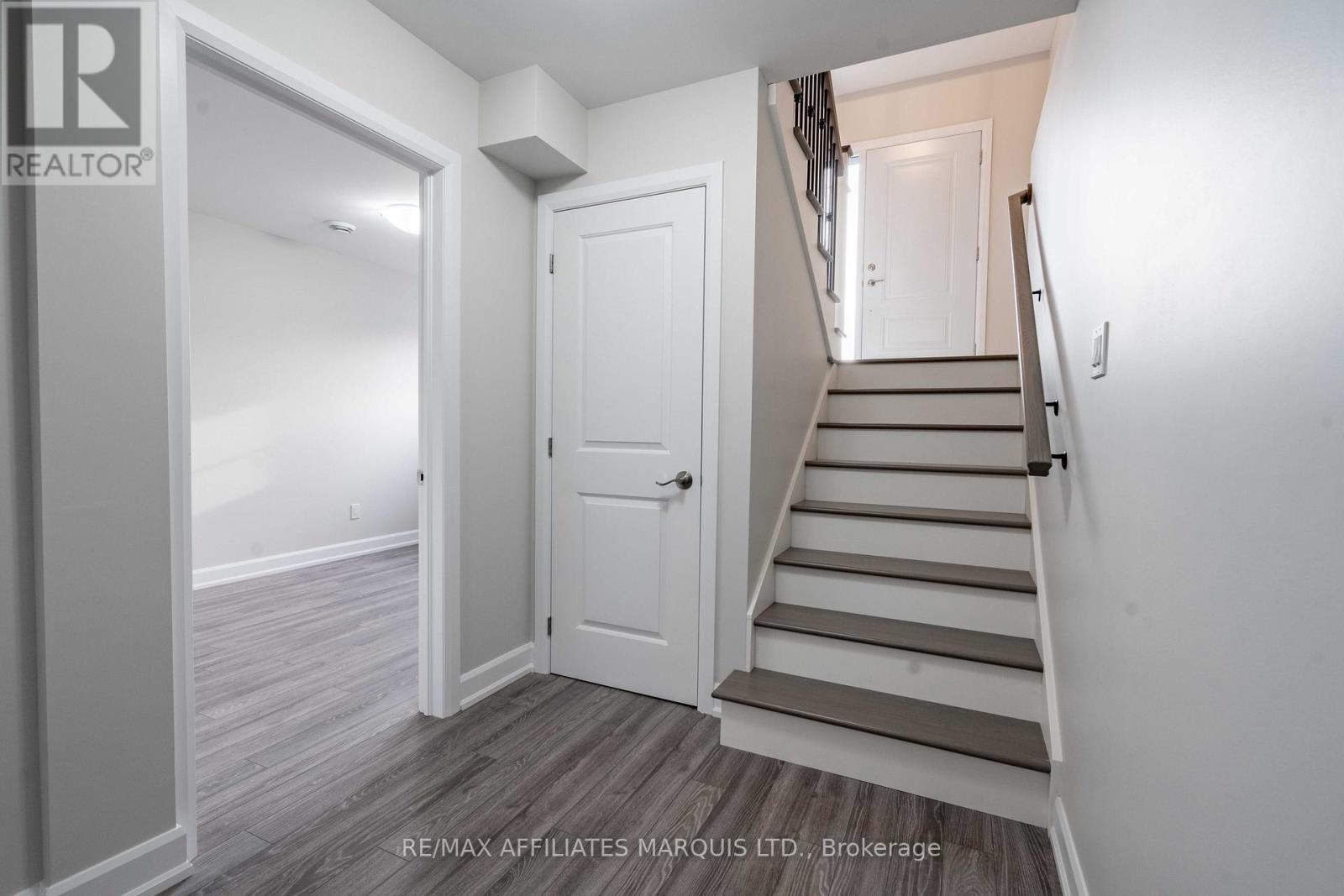 112 Woodland Drive, Cornwall, Ontario  K6H 0H2 - Photo 18 - X12461088
