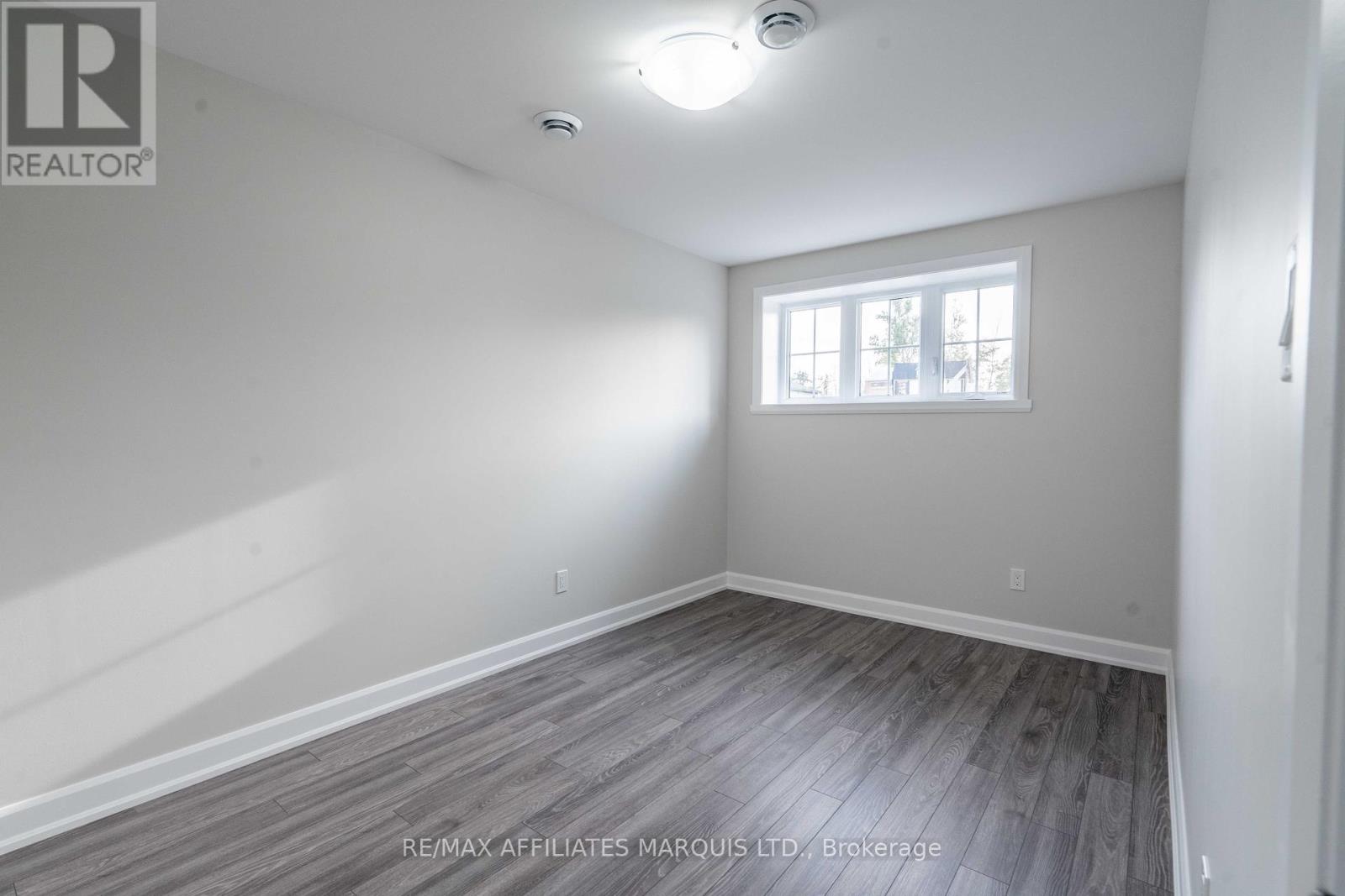 112 Woodland Drive, Cornwall, Ontario  K6H 0H2 - Photo 20 - X12461088