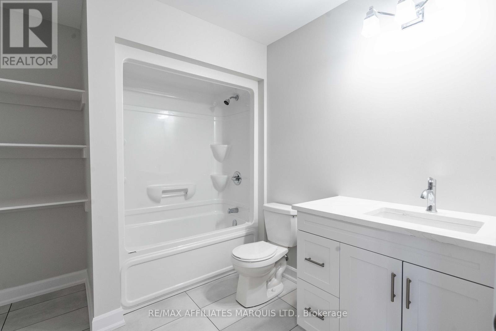 112 Woodland Drive, Cornwall, Ontario  K6H 0H2 - Photo 22 - X12461088