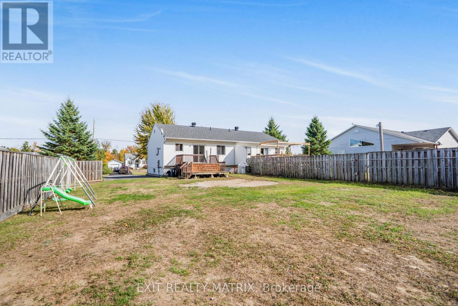 B - 542 Devista Boulevard, Alfred And Plantagenet, Ontario  K0B 1A0 - Photo 5 - X12461172