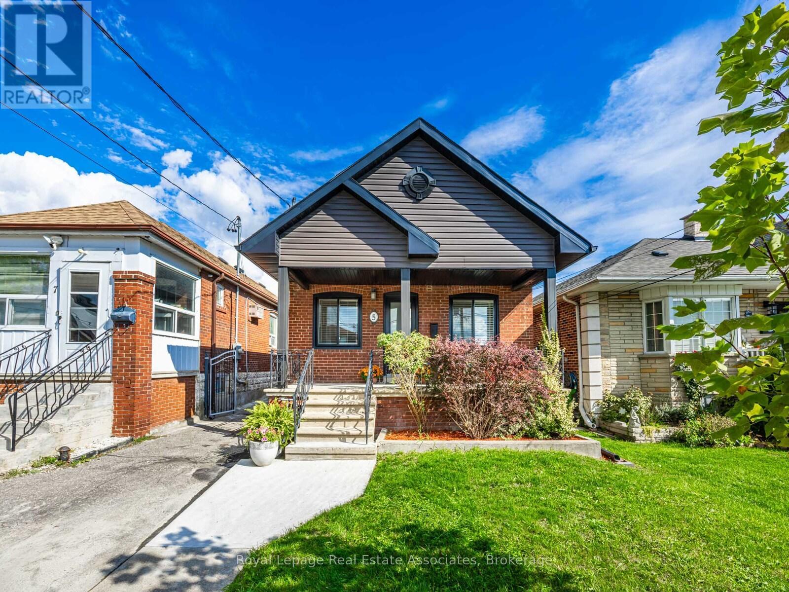 5 LITTLE BOULEVARD, Toronto, Ontario