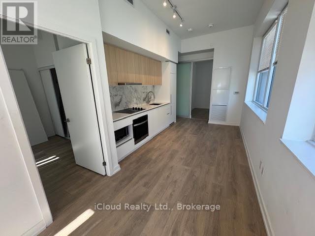 102 - 1100 SHEPPARD AVENUE W, Toronto, Ontario