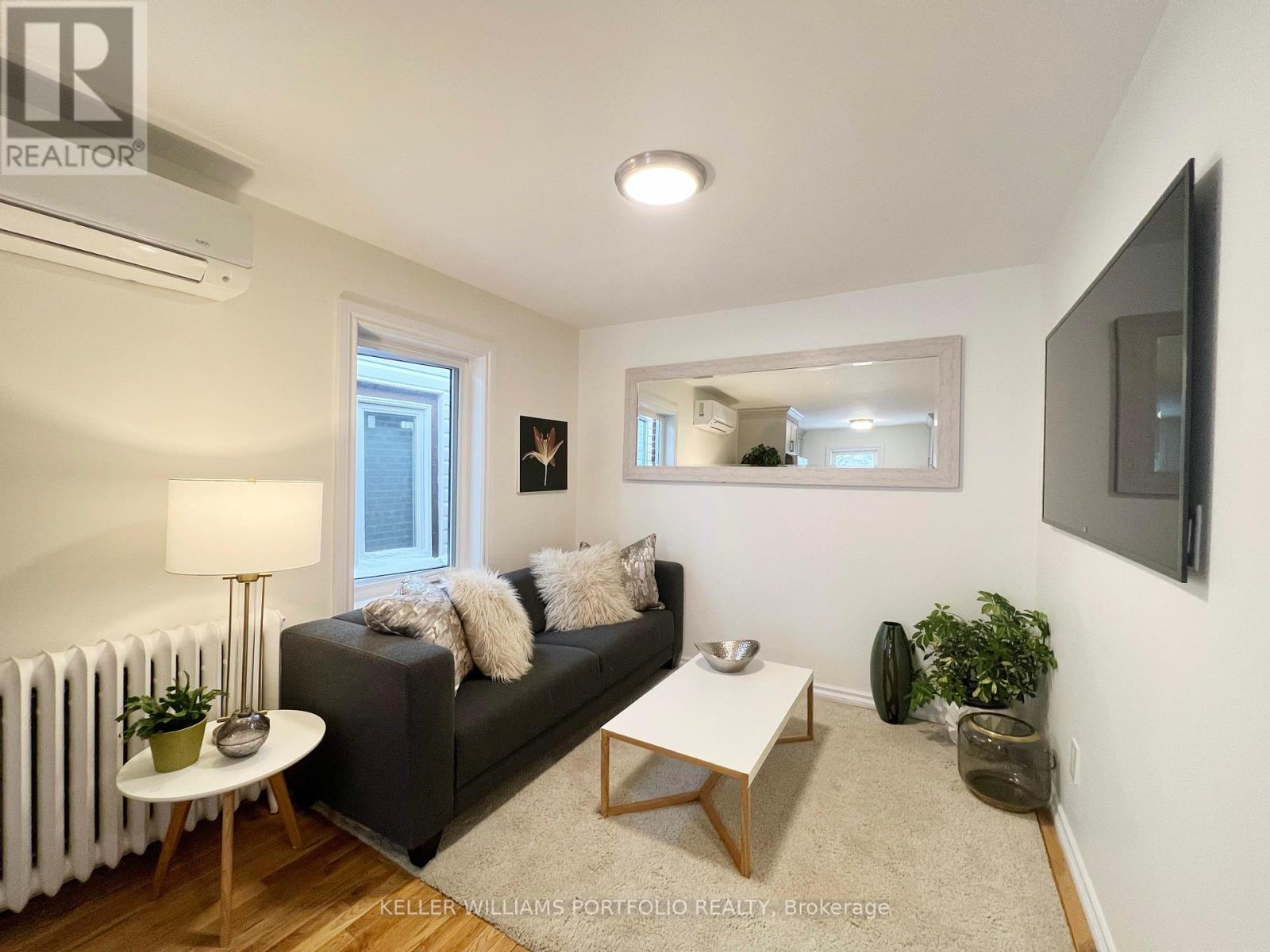 Upper - 93 Northland Avenue, Toronto, Ontario  M6N 2E3 - Photo 2 - W12460981