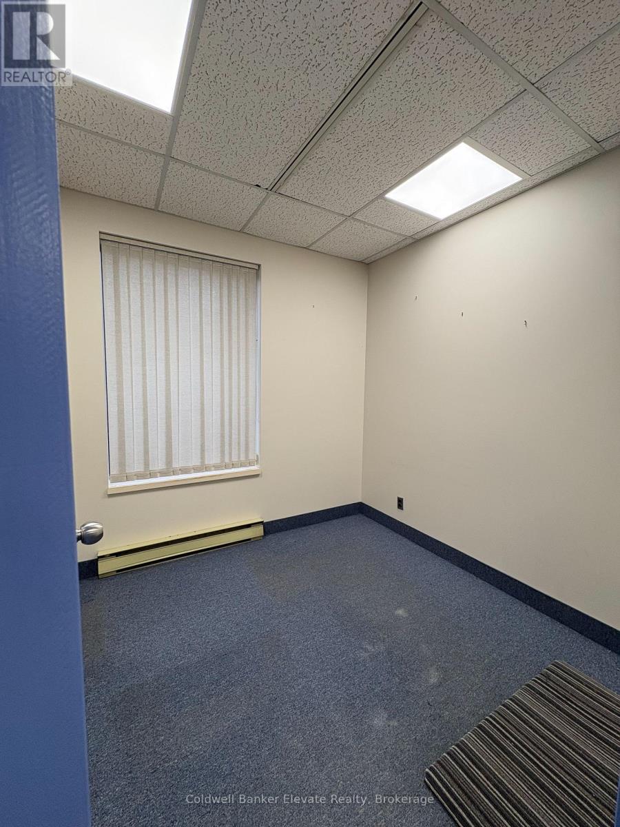 102 - 83 Mill Street, Halton Hills, Ontario  L7G 5E9 - Photo 12 - W12460984