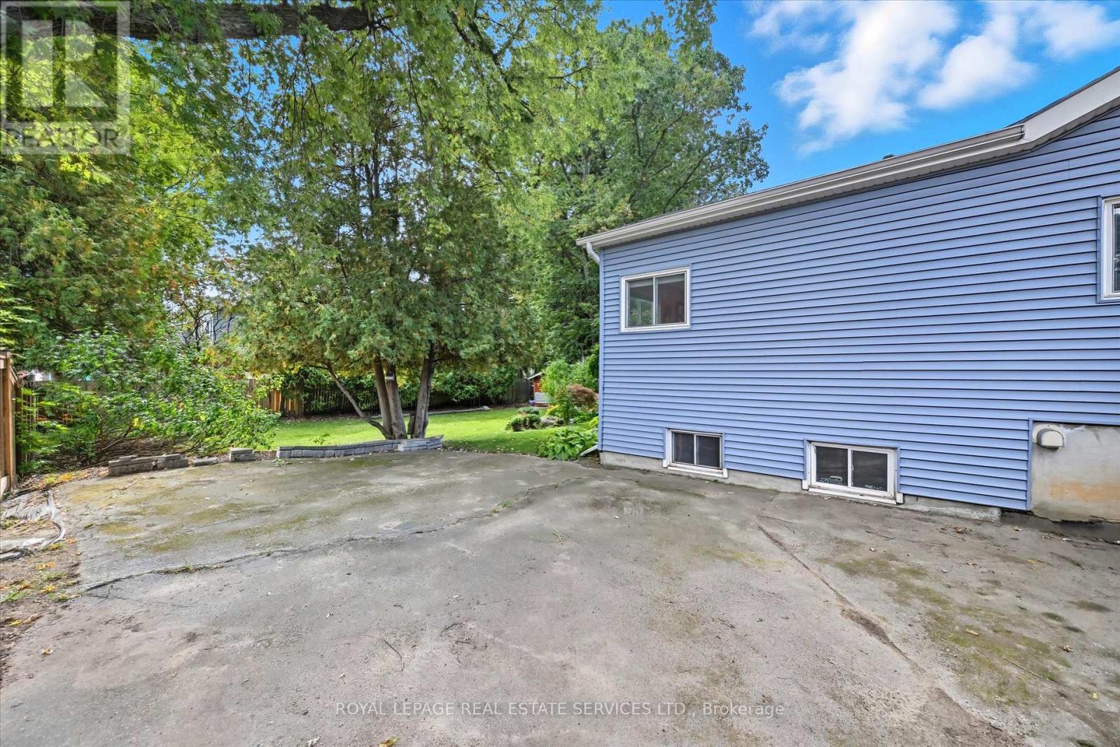 666 Cedar Avenue, Burlington, Ontario  L7T 2R5 - Photo 32 - W12460993