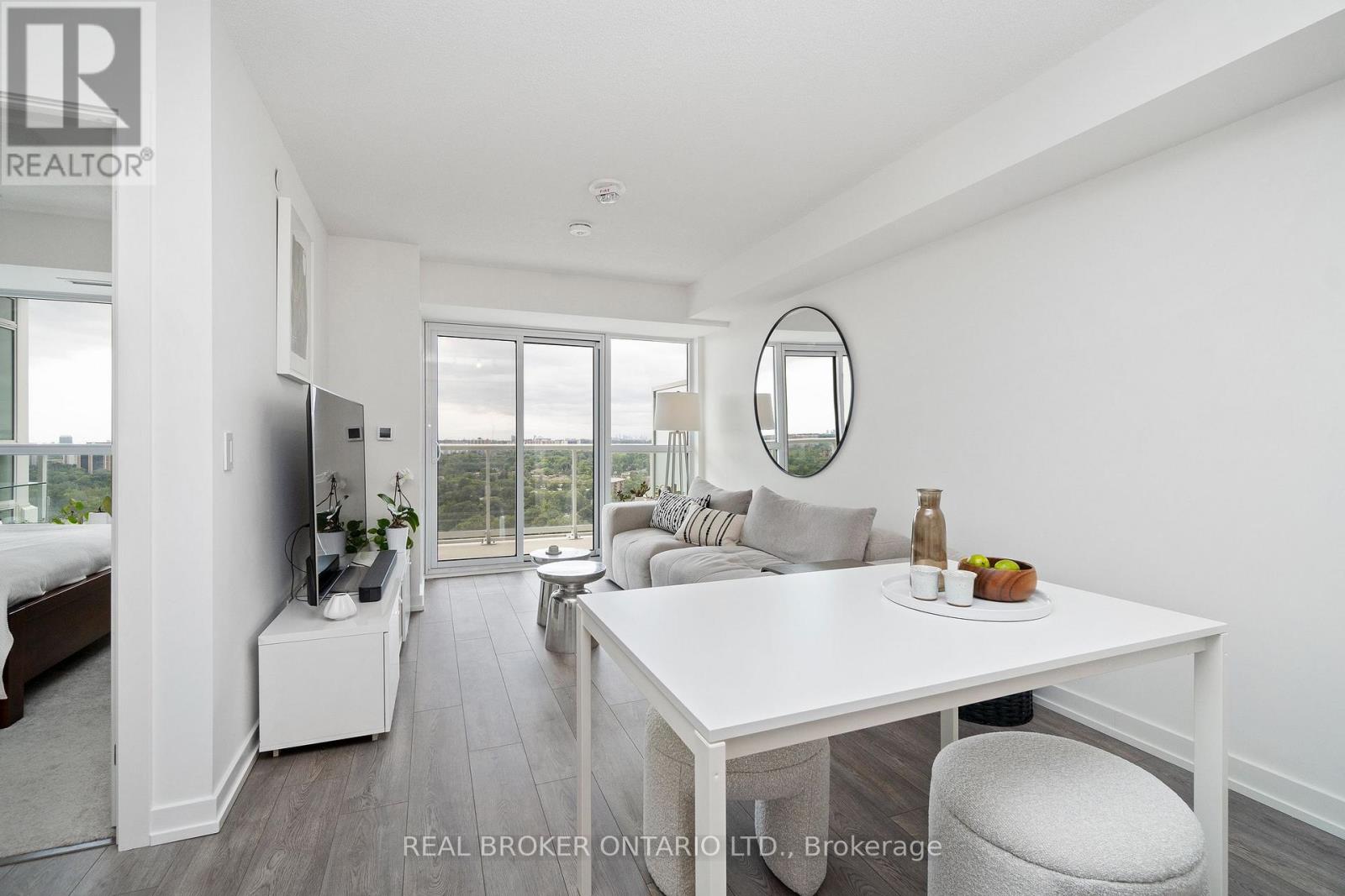 10 Wilby Crescent, Toronto, Ontario  M9N 1E5 - Photo 21 - W12460996