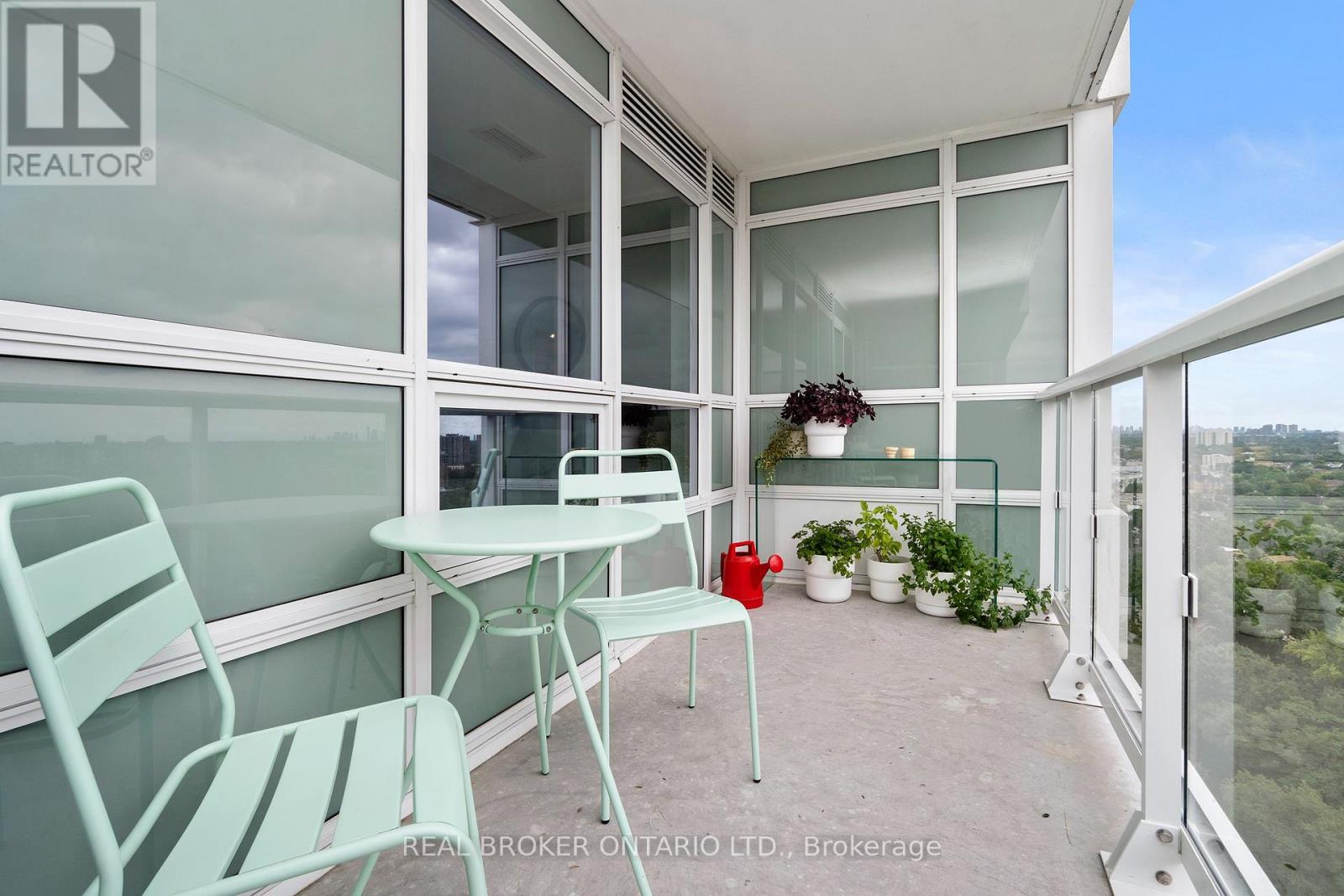 10 Wilby Crescent, Toronto, Ontario  M9N 1E5 - Photo 36 - W12460996