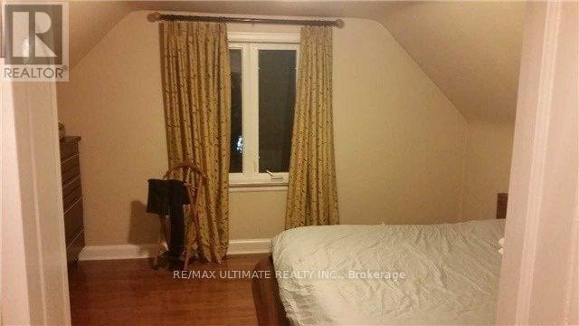 19 Donalbert Road, Toronto, Ontario  M9B 2E6 - Photo 10 - W12460999