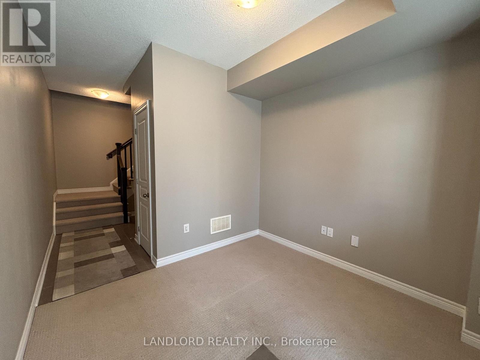653 Pisa Common, Burlington, Ontario  L7L 0G7 - Photo 14 - W12461000