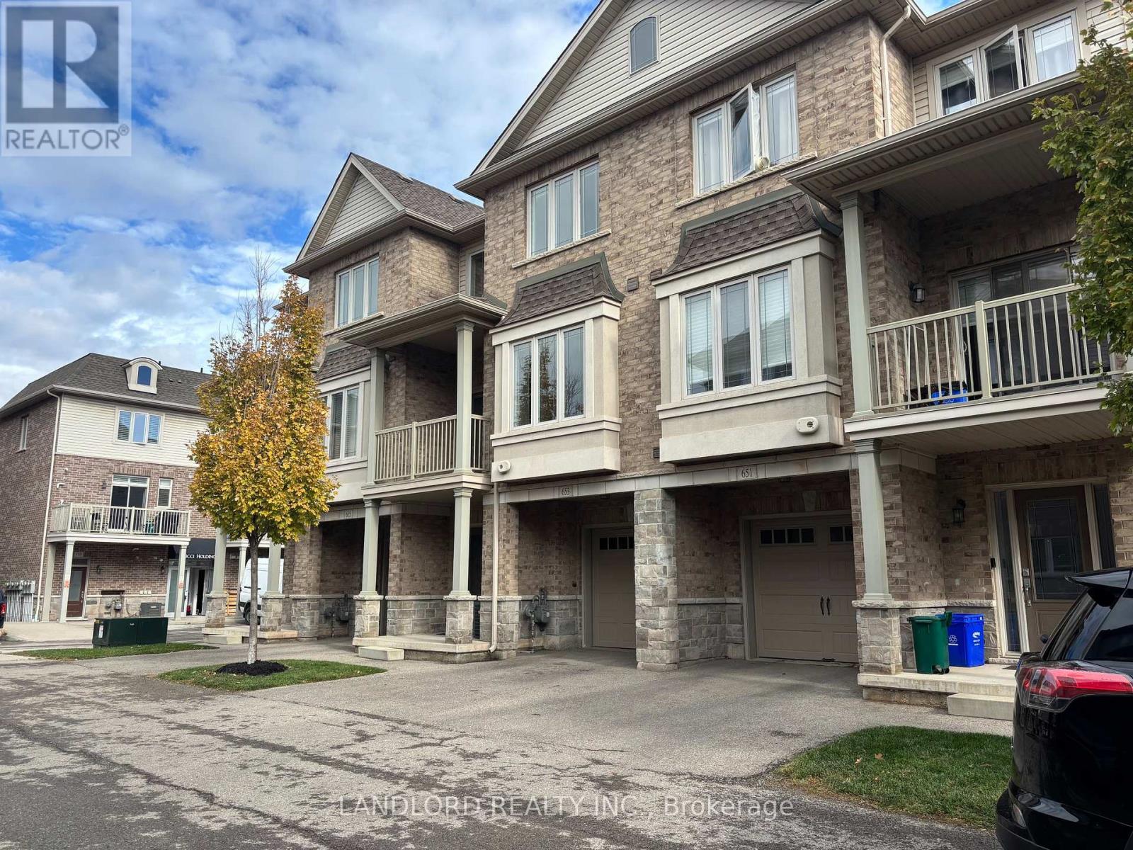 653 Pisa Common, Burlington, Ontario  L7L 0G7 - Photo 20 - W12461000