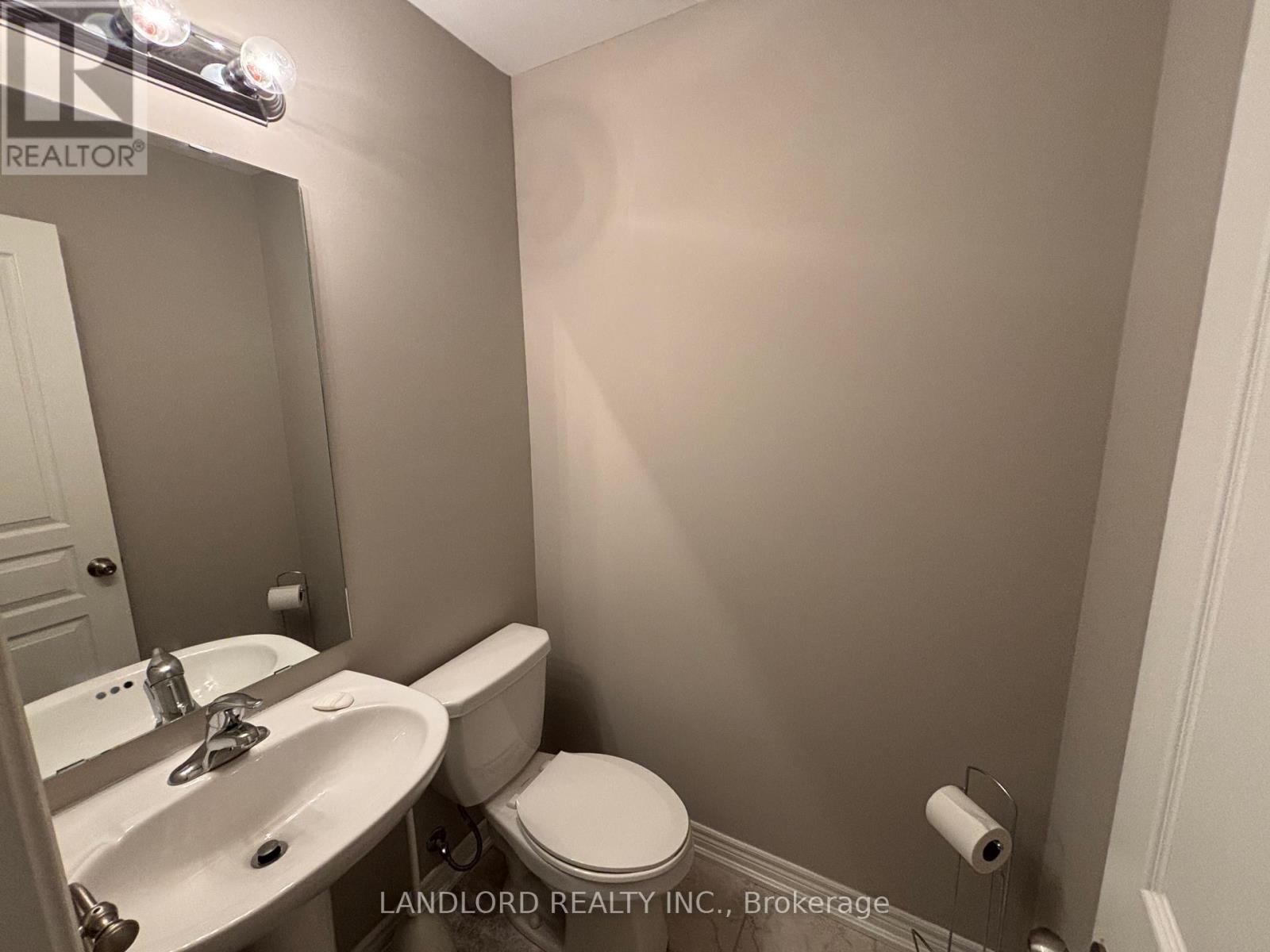 653 Pisa Common, Burlington, Ontario  L7L 0G7 - Photo 6 - W12461000