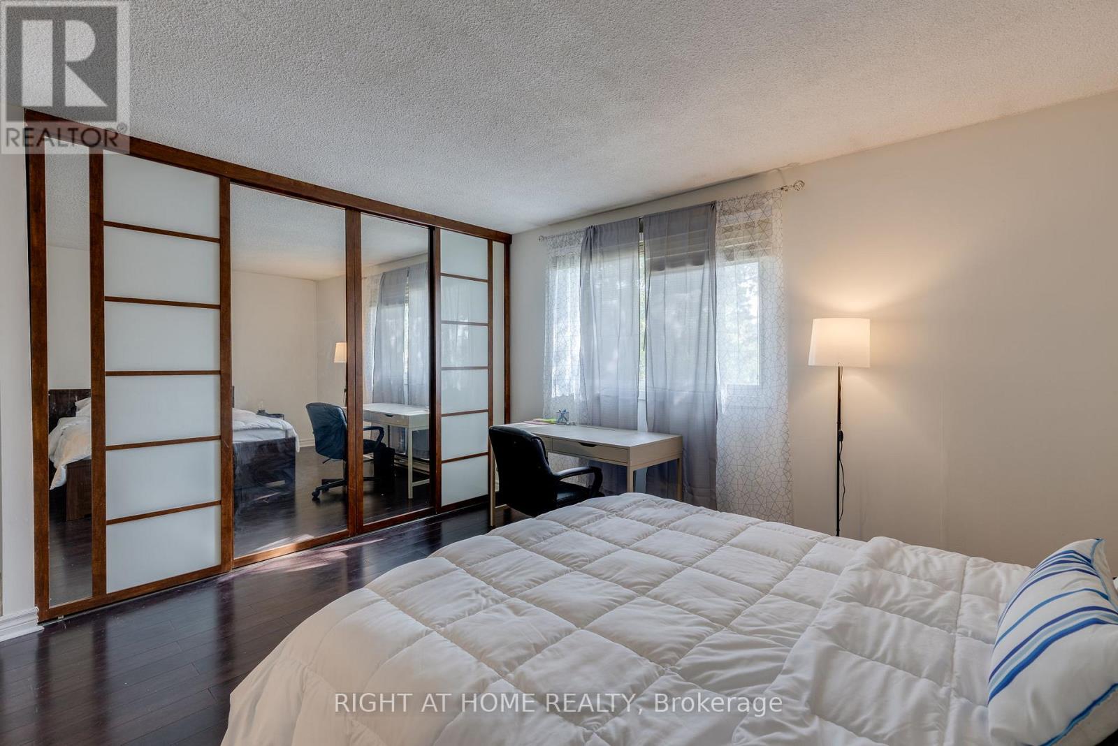 30 - 6540 Falconer Drive, Mississauga, Ontario  L5N 1M1 - Photo 15 - W12461010