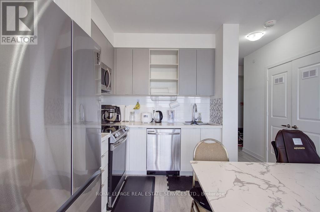 1408 - 4675 Metcalfe Avenue, Mississauga, Ontario  L5M 0Z8 - Photo 15 - W12461034