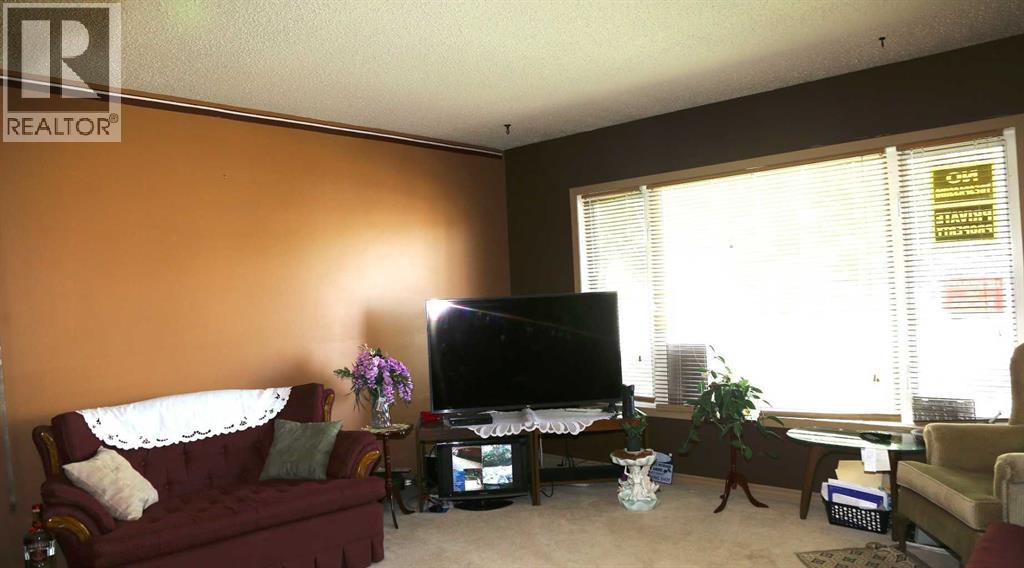 Property at 2322 86A Street image 4