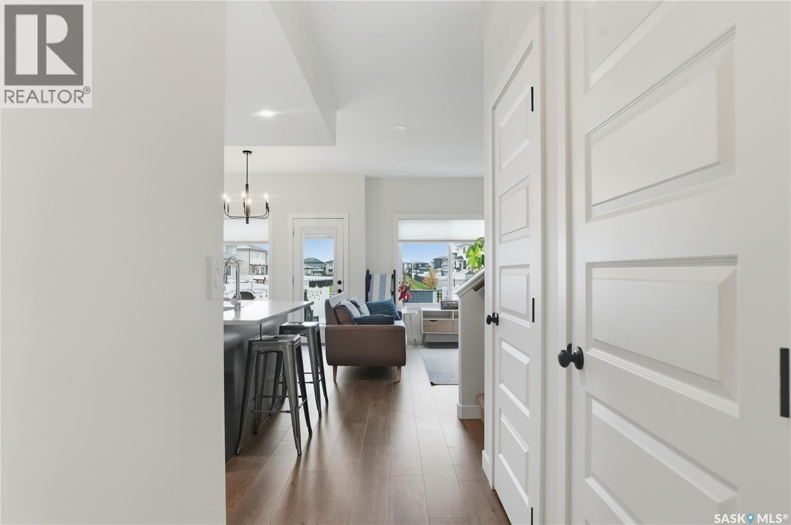 832 Brighton Gate, Saskatoon, Saskatchewan  S7V 1L3 - Photo 4 - SK020789