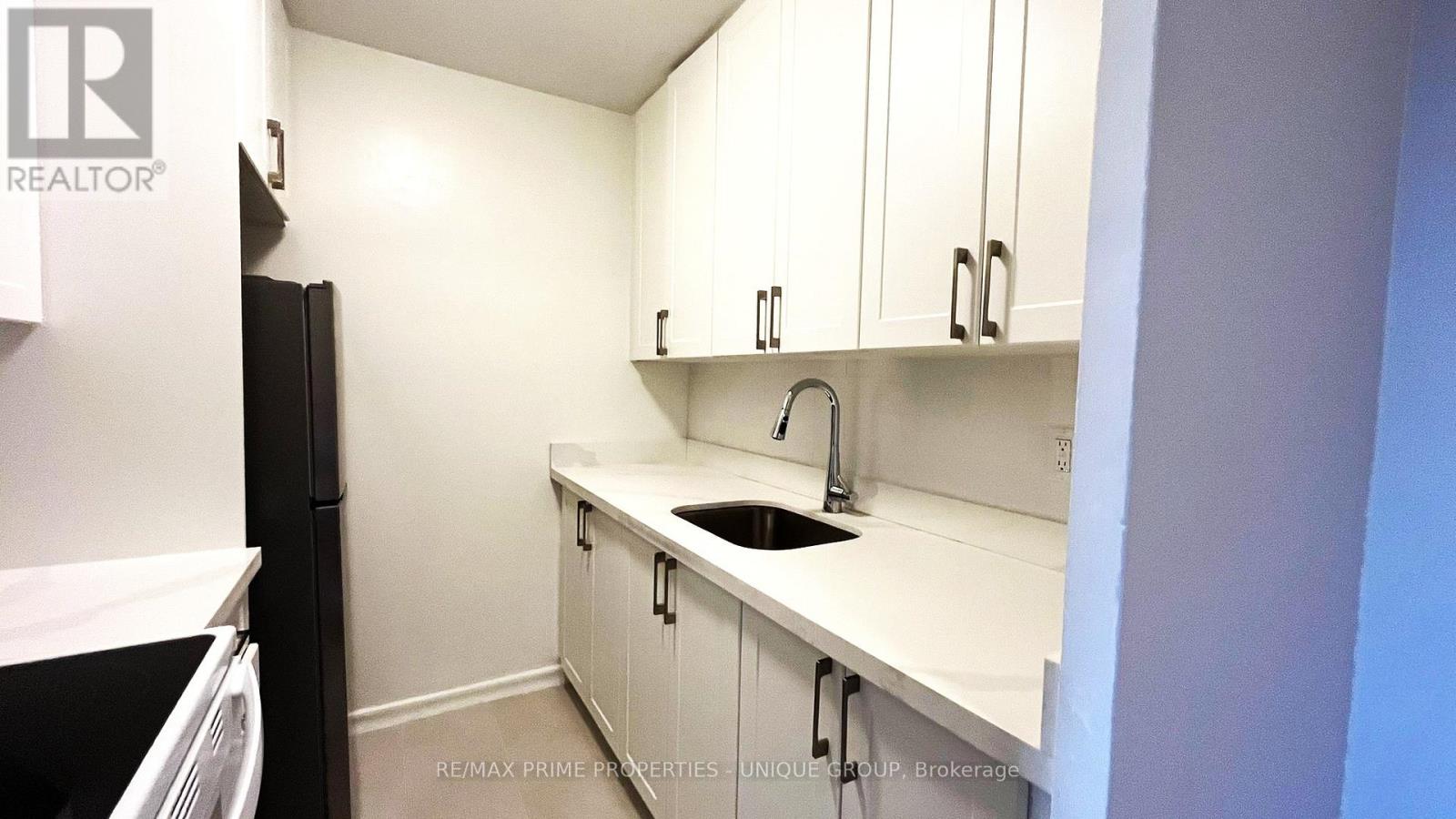 807 - 1305 Wilson Avenue, Toronto, Ontario  M3M 1J2 - Photo 2 - W12429904