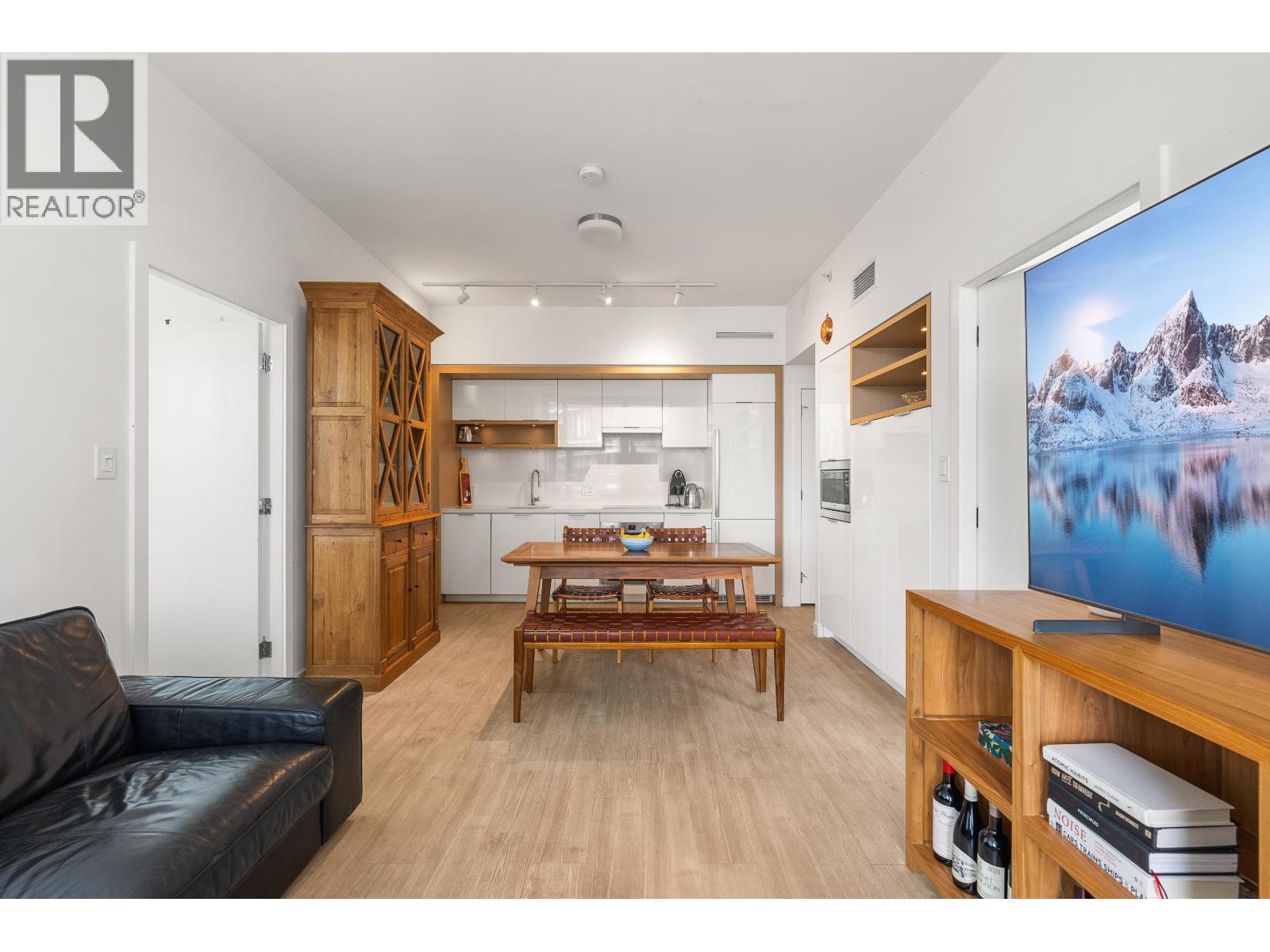 501 1661 QUEBEC STREET, Vancouver, British Columbia