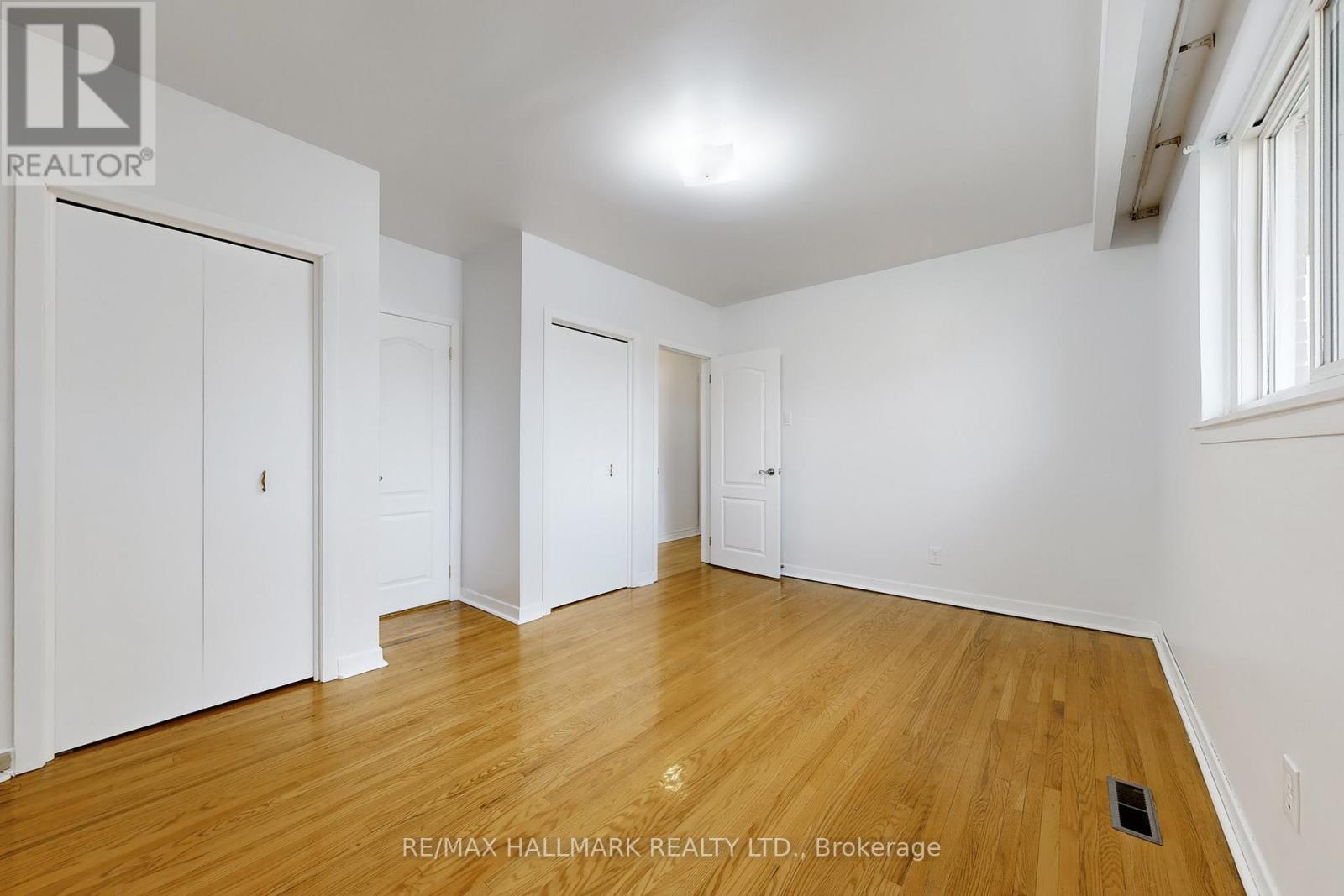 154 Shoreham Drive, Toronto, Ontario  M3N 1T2 - Photo 20 - W12460414