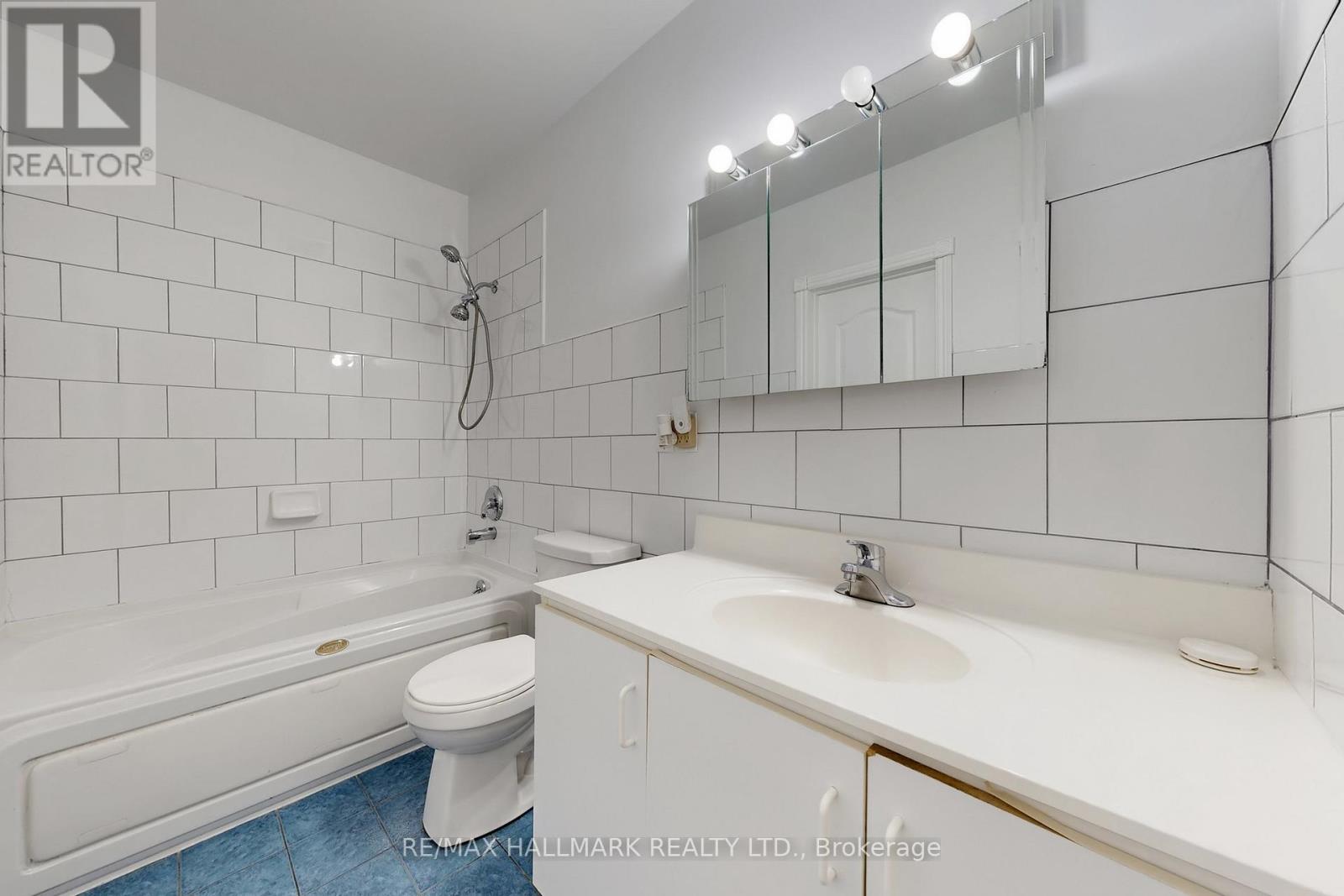 154 Shoreham Drive, Toronto, Ontario  M3N 1T2 - Photo 25 - W12460414