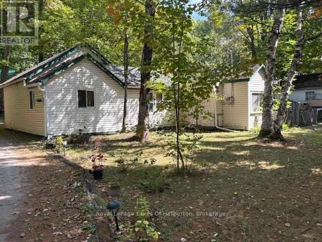 15588 Highway 35, Algonquin Highlands, Ontario  K0M 2K0 - Photo 2 - X12460877