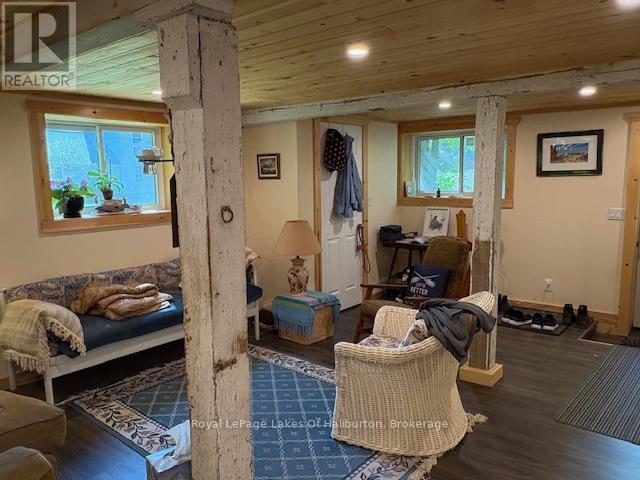 15588 Highway 35, Algonquin Highlands, Ontario  K0M 2K0 - Photo 23 - X12460877