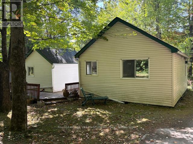 15588 Highway 35, Algonquin Highlands, Ontario  K0M 2K0 - Photo 4 - X12460877