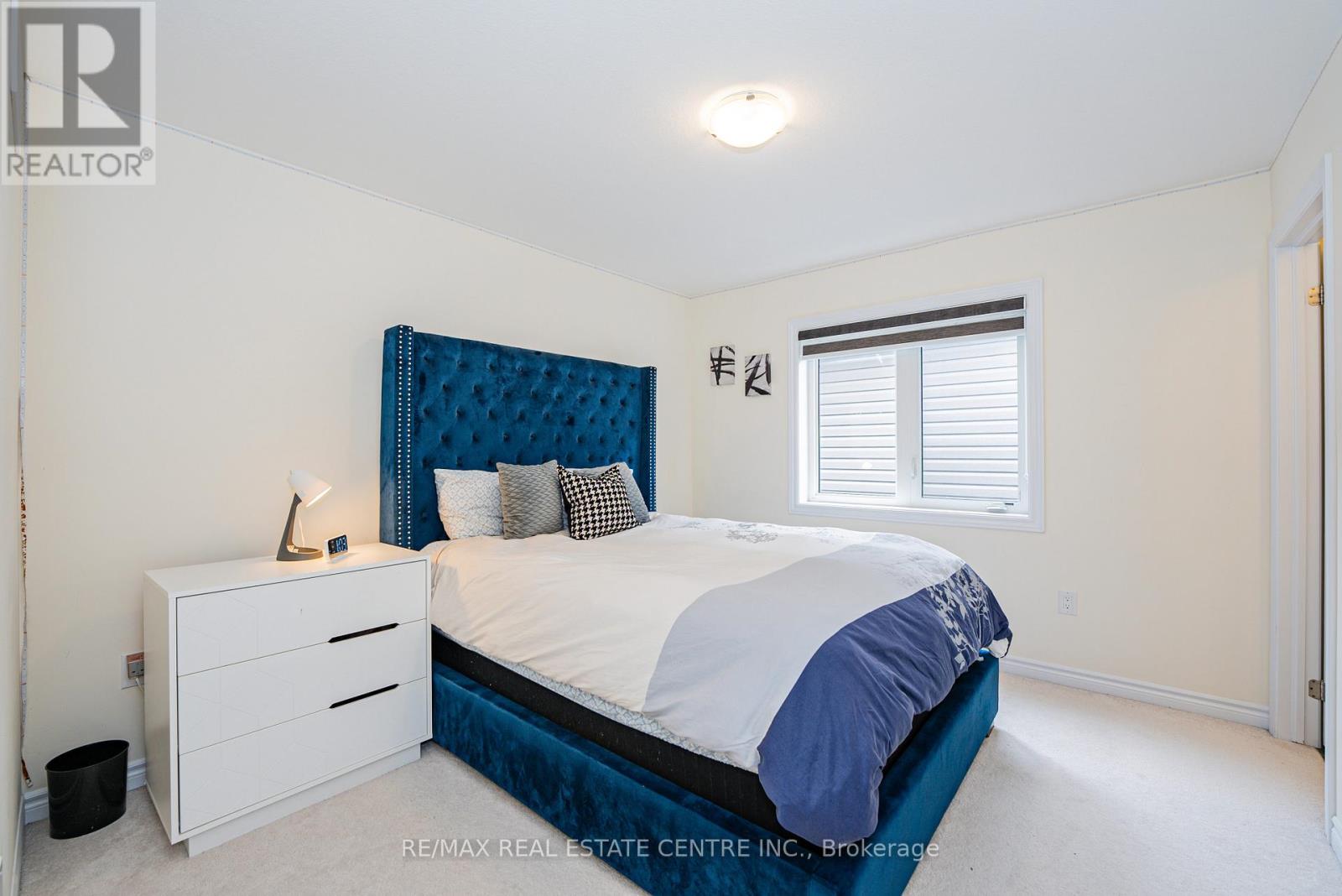 22 Oaktree Drive, Haldimand, Ontario  N3W 0E6 - Photo 29 - X12460982