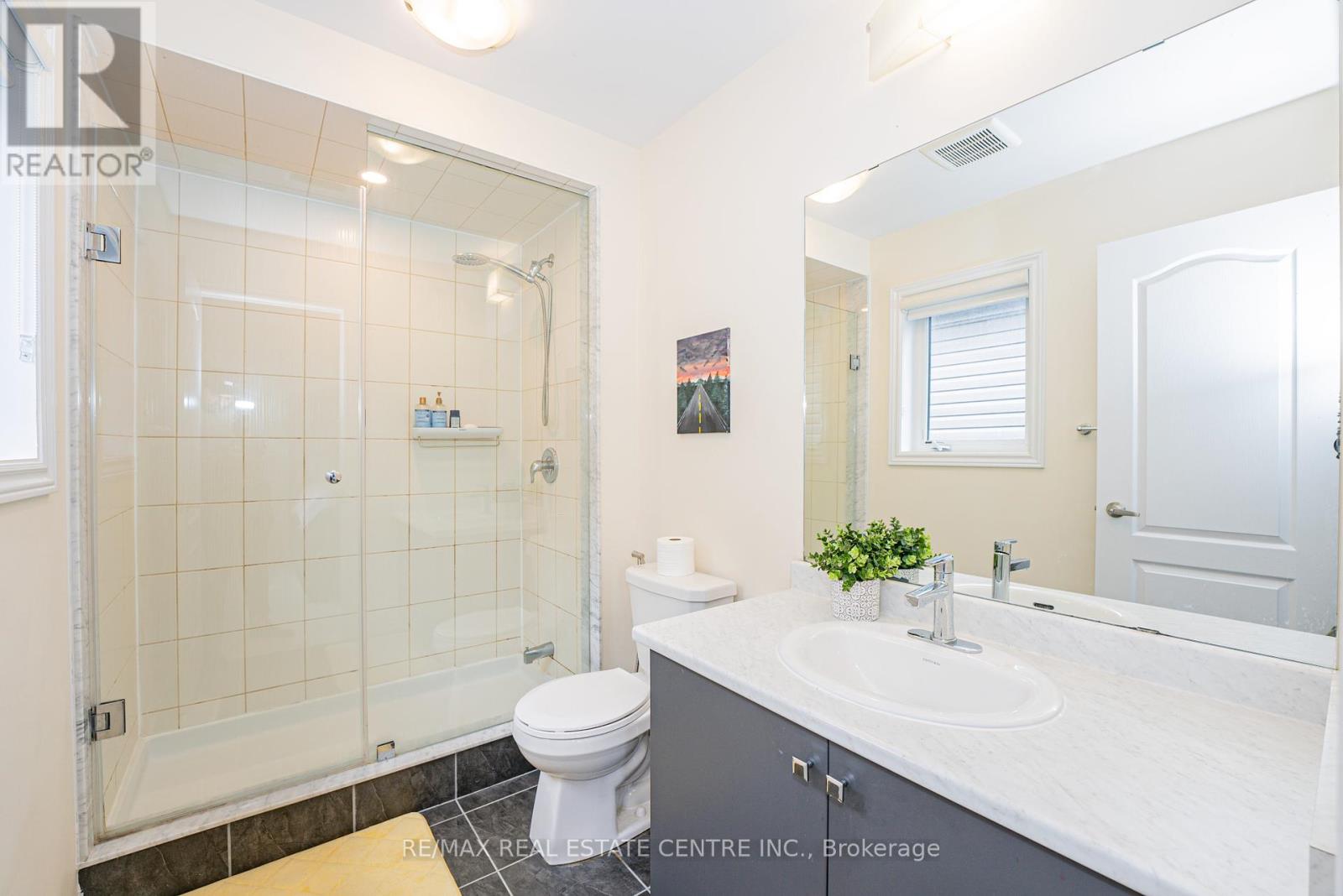 22 Oaktree Drive, Haldimand, Ontario  N3W 0E6 - Photo 30 - X12460982