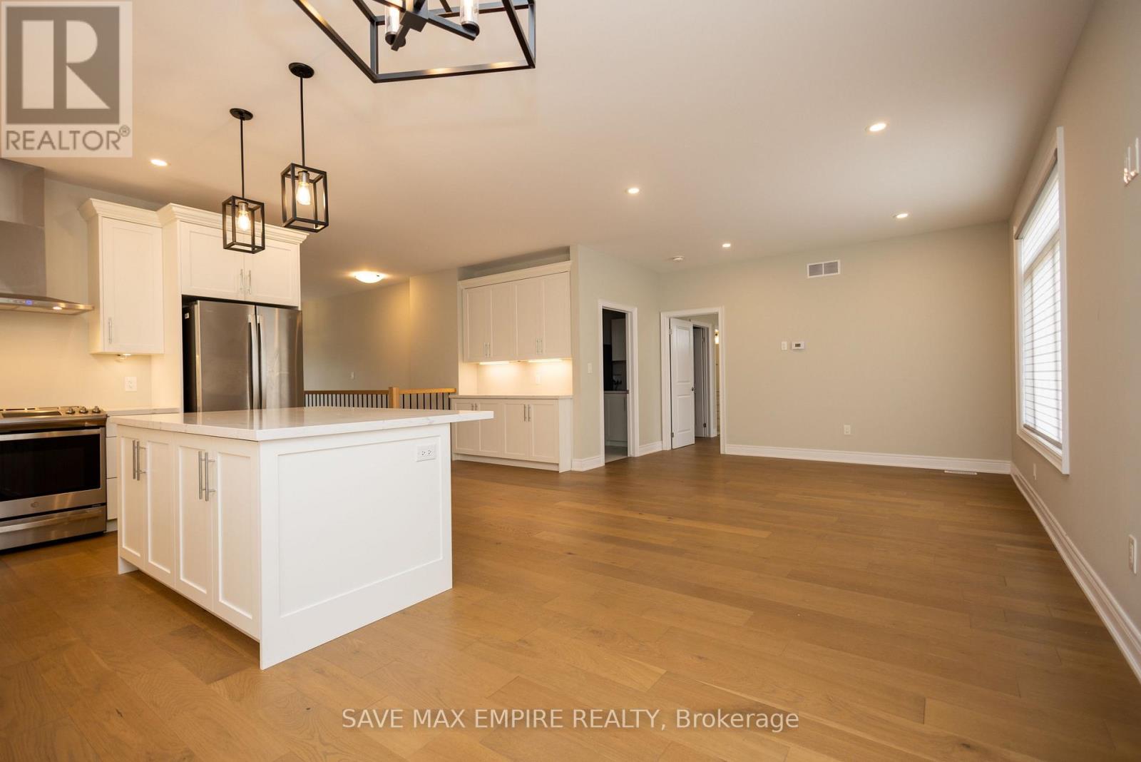 3580 Canfield Crescent, Fort Erie, Ontario  L0S 1S0 - Photo 7 - X12461024