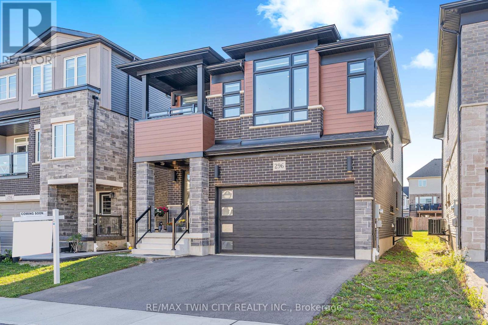 296 RASPBERRY PLACE, Waterloo, Ontario