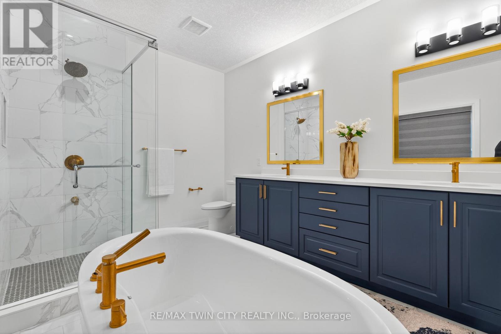296 Raspberry Place, Waterloo, Ontario  N2V 0H3 - Photo 31 - X12461037