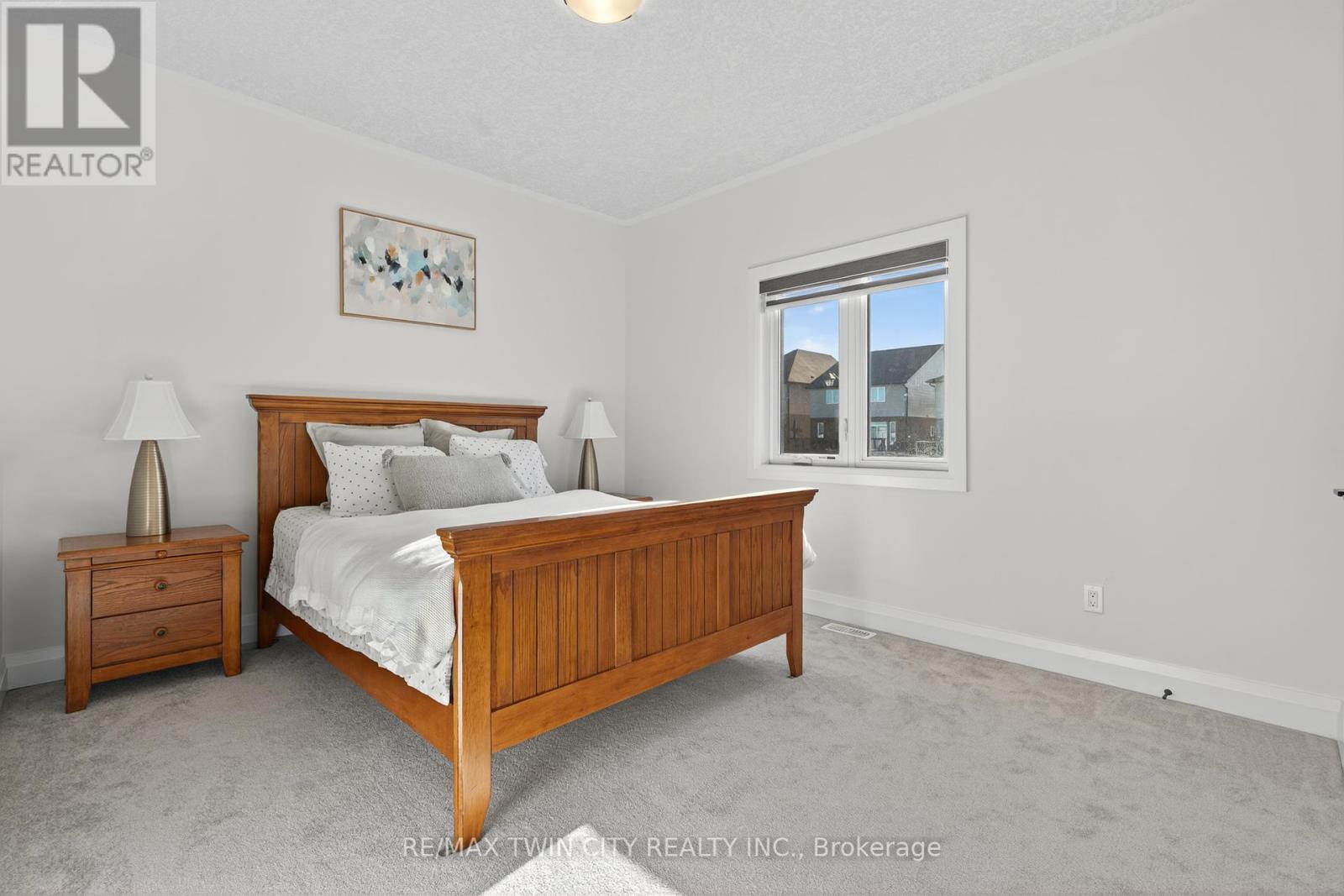 296 Raspberry Place, Waterloo, Ontario  N2V 0H3 - Photo 33 - X12461037