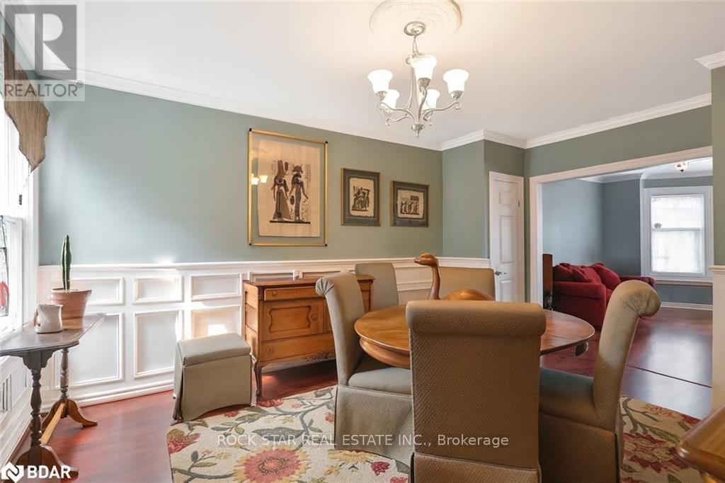 Main - 319 Queen Street S, Hamilton, Ontario  L8P 3T6 - Photo 4 - X12461048