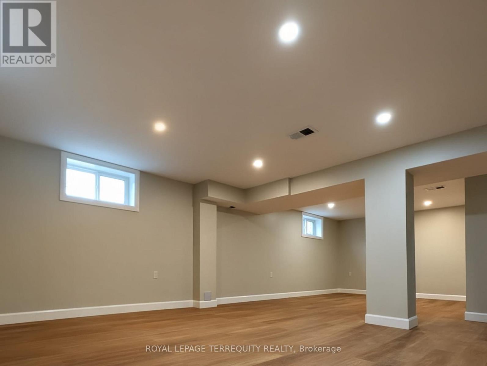 5 Bertram Drive, Hamilton, Ontario  L9H 4T1 - Photo 15 - X12460390