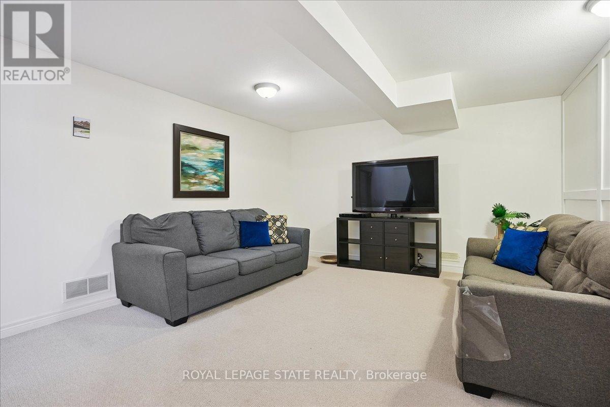4314 Lindsey Crescent, Lincoln, Ontario  L3J 0P9 - Photo 28 - X12460852